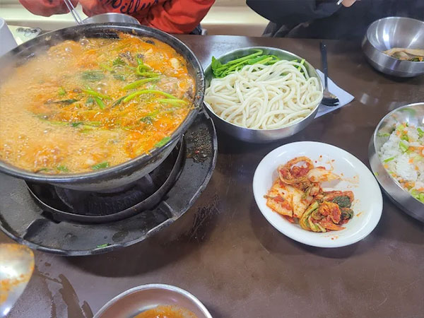 강서구 등촌 최월선칼국수 대표 음식