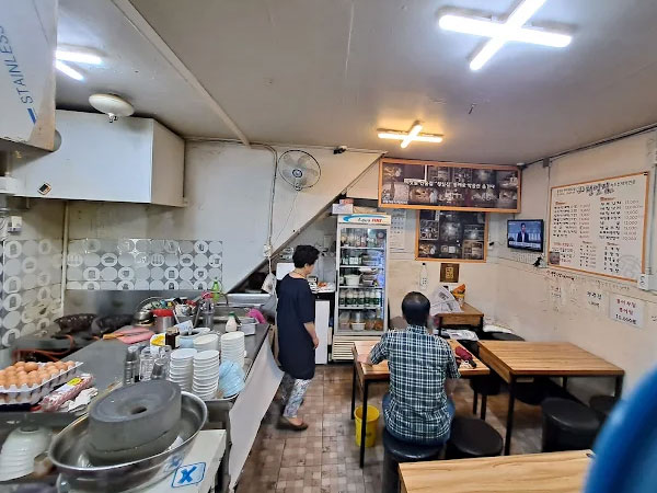 은평구 청일집 내부 인테리어